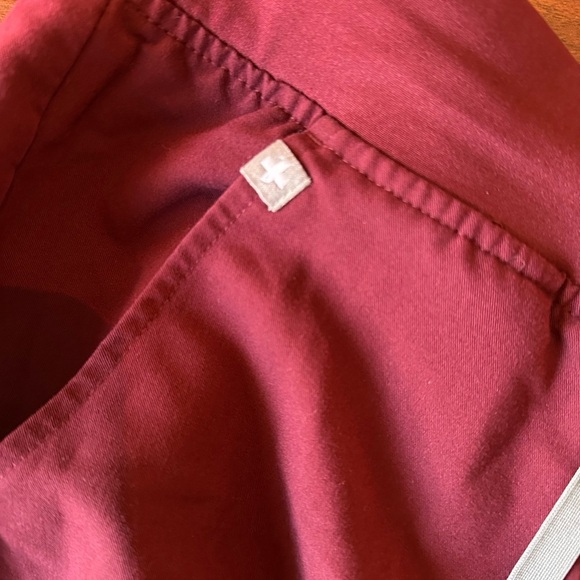 FIGS Technical Collection Zamora Jogger Scrub Pants | Burgundy | Size Small - Picture 2 of 12